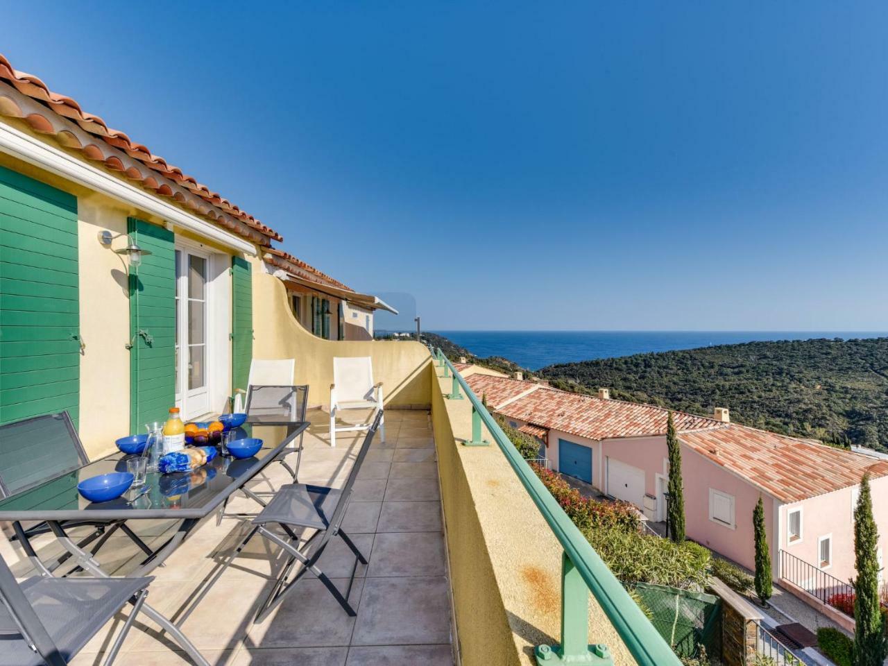 Holiday Home Le Belvédère Cavalaire-sur-Mer Exterior foto